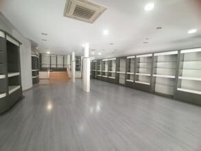 Office / Retail in Toledo, Toledo to rent Building Photo- Image 1 of 9
