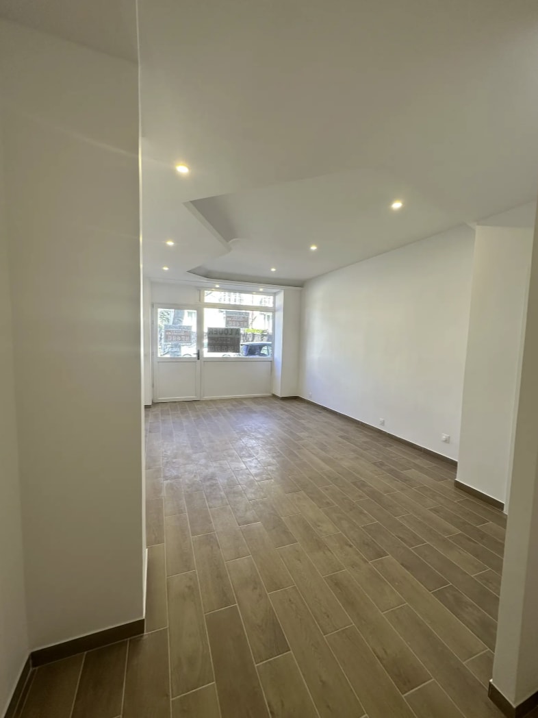 44 Boulevard Rabelais, Saint-Maur-des-Fossés to rent Interior Photo- Image 1 of 3