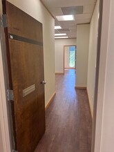 2500 W Broad St, Athens, GA to rent Interior Photo- Image 1 of 9