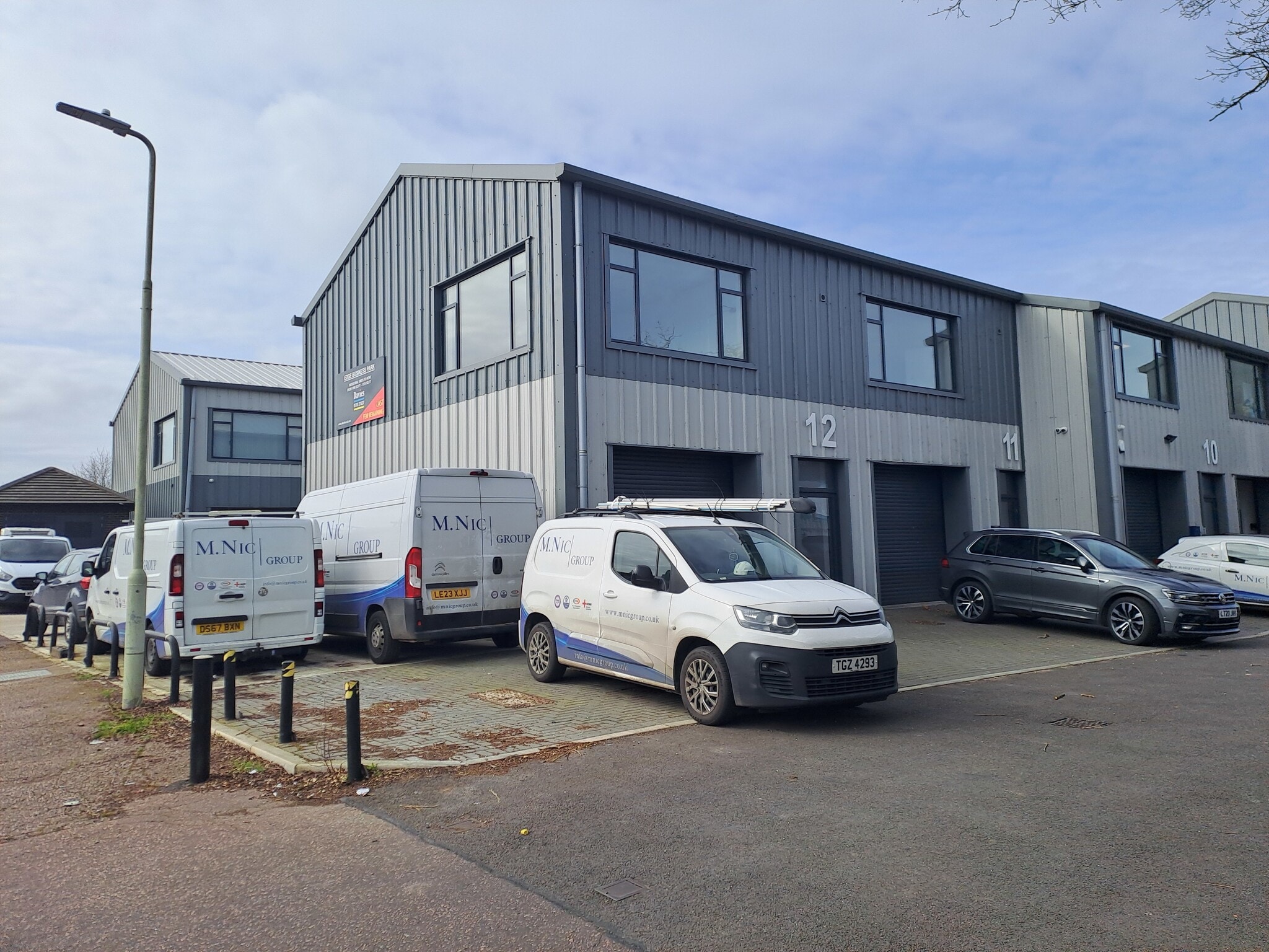 Brownfields, Welwyn Garden City to rent Building Photo- Image 1 of 13