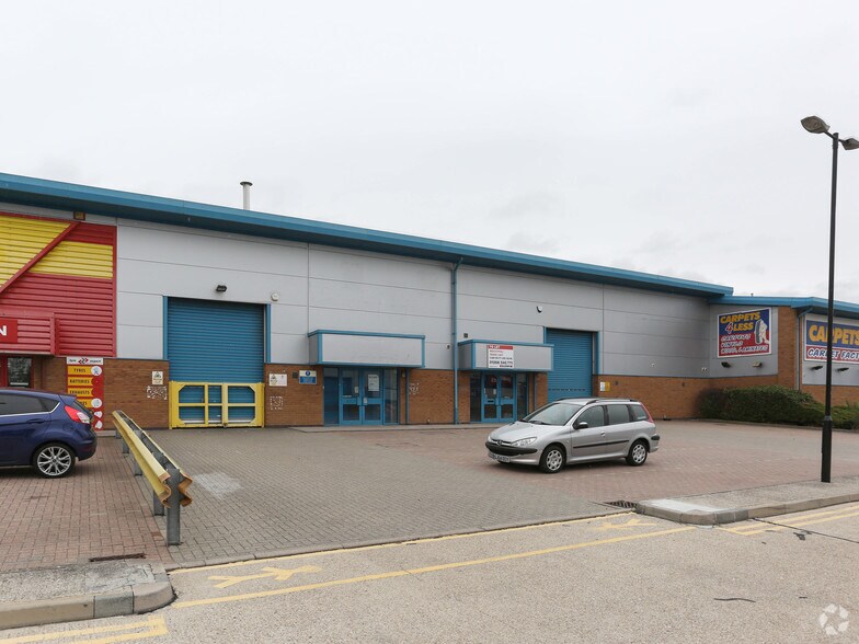 5-6 Miles Gray Rd, Basildon for sale - Primary Photo - Image 1 of 1