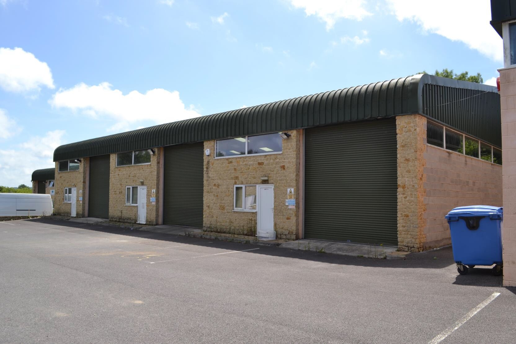 7-9 Broadwindsor Rd, Beaminster for sale Primary Photo- Image 1 of 1