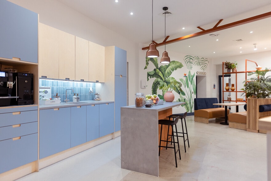 1-9 Wellington St, Cardiff to rent - Interior Photo - Image 2 of 16