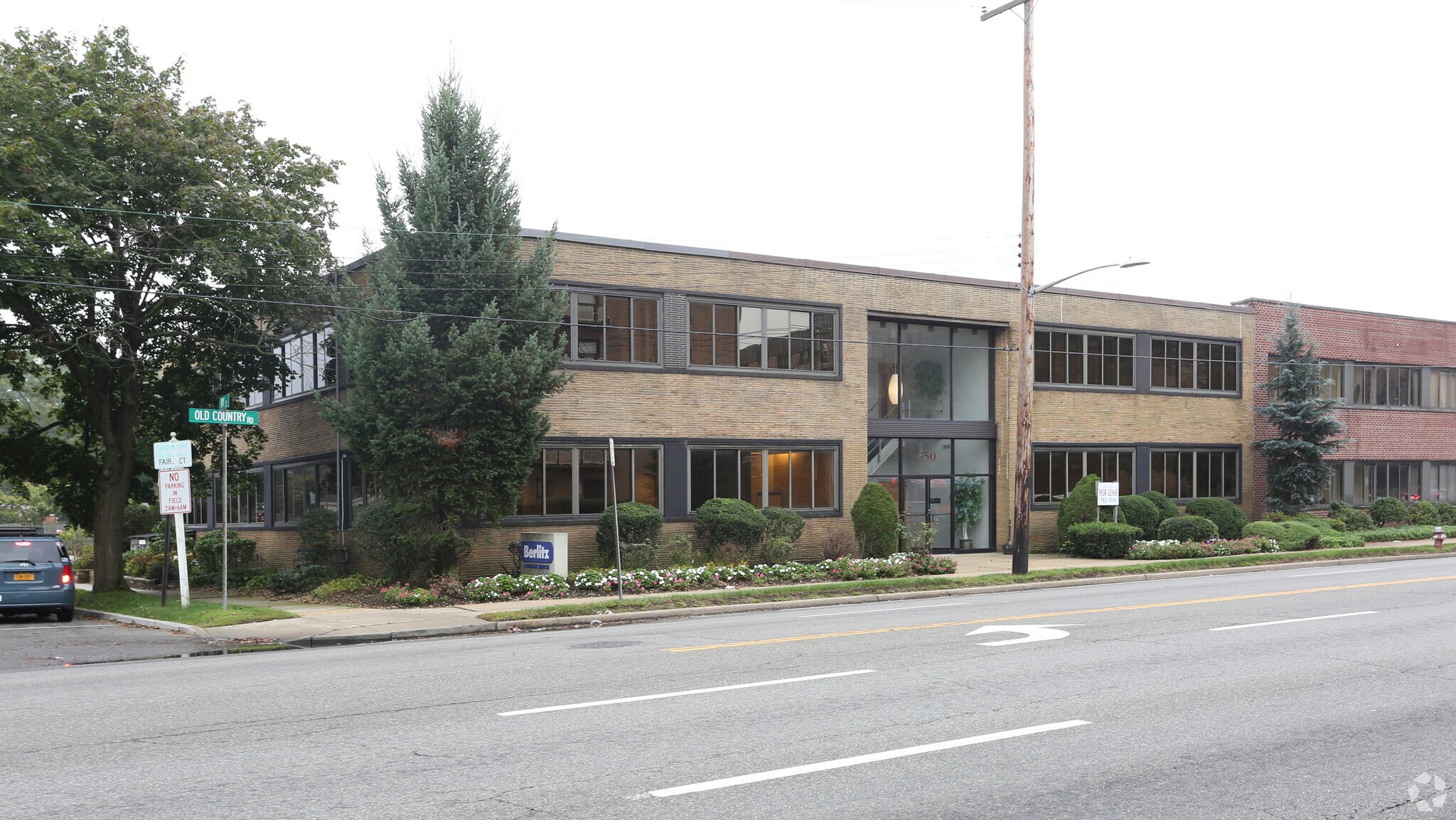 350 Old Country Rd, Garden City 11530 | LoopNet.co.uk