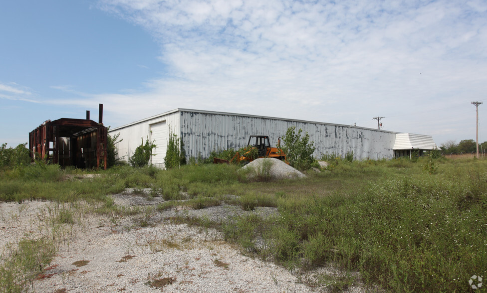 21489 E 275th St, Harrisonville, MO for sale - Primary Photo - Image 1 of 1