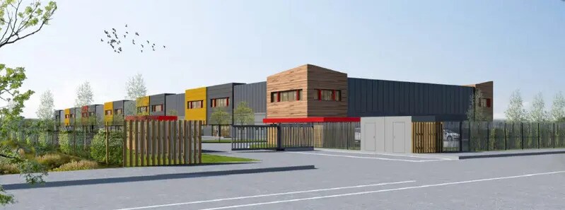 Light Industrial in Louvres to rent - Building Photo - Image 2 of 20