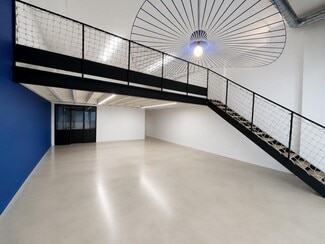 More details for 25 Rue Villiot, Paris - Retail for Sale