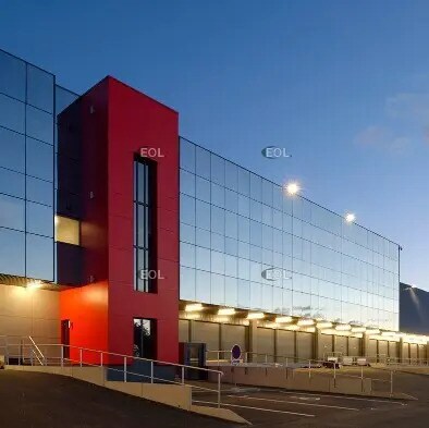 Industrial in Le Blanc-Mesnil to rent Building Photo- Image 1 of 3