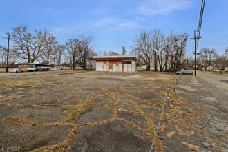 1781 W 7th St, Piscataway, NJ for sale Building Photo- Image 1 of 4