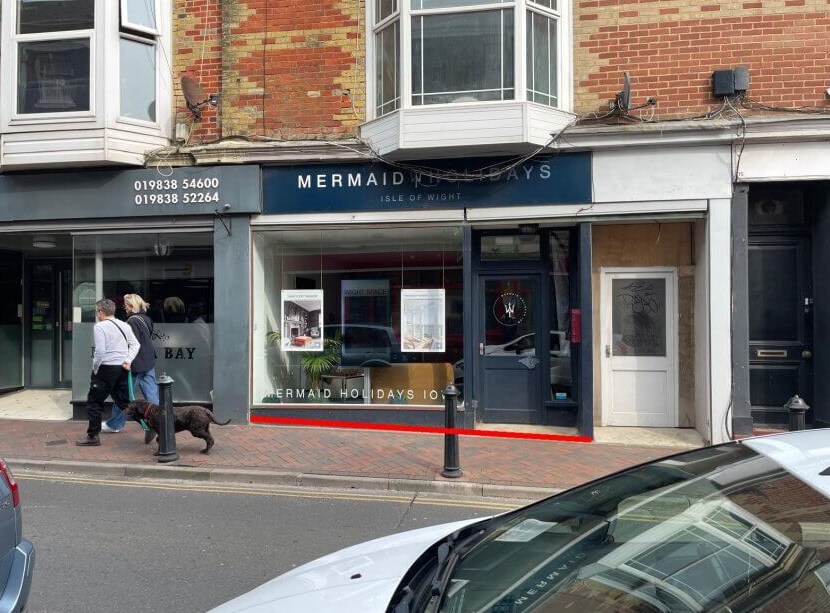 9-13 Pier St, Ventnor to rent Building Photo- Image 1 of 3