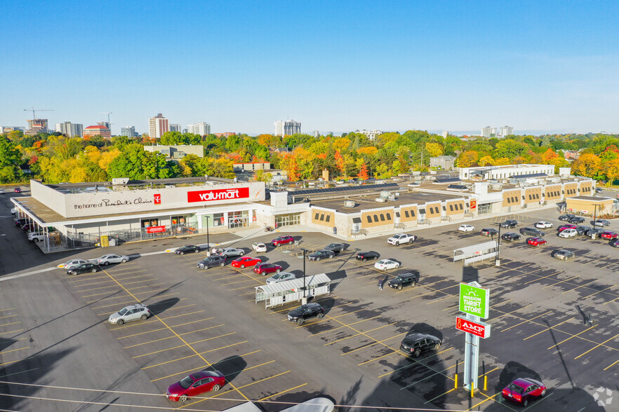 385 Frederick St, Kitchener, ON for rent - Building Photo - Image 3 of 8