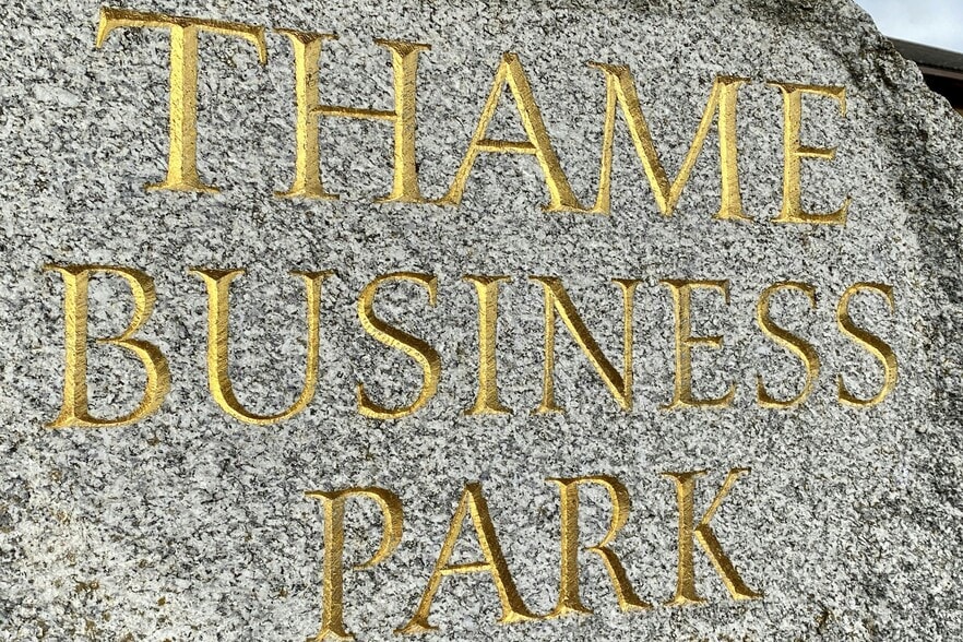 2 Wenman Rd, Thame to rent - Building Photo - Image 2 of 5