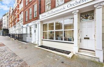 16 Clerkenwell Green, London to rent Building Photo- Image 2 of 19