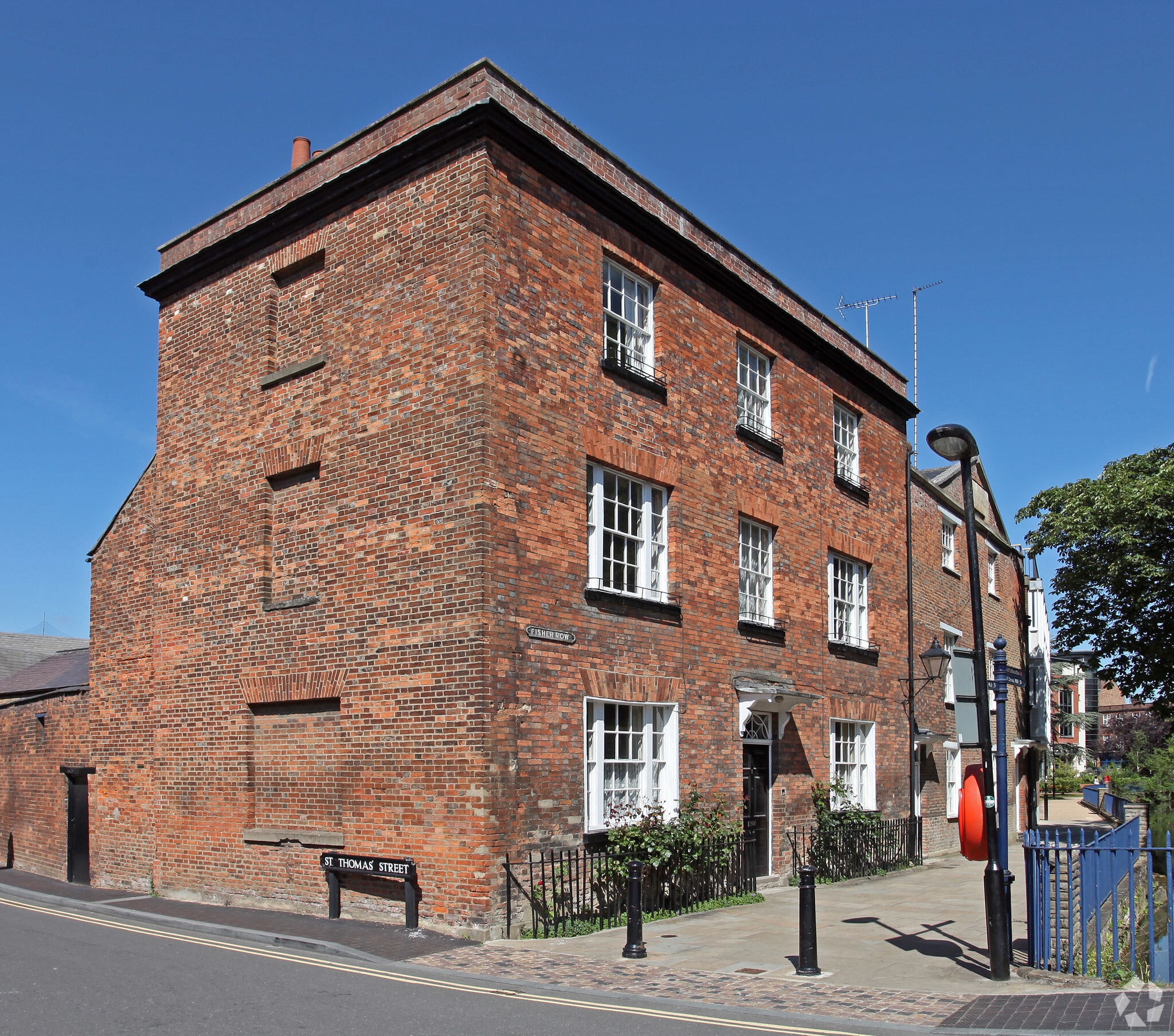 1 Lower Fisher Row, Oxford for sale Primary Photo- Image 1 of 1