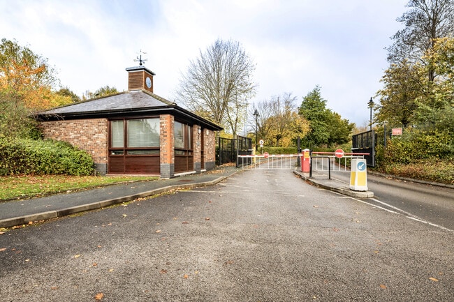 More details for Greenalls Ave, Warrington - Office to Rent