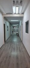 Retail in Barcelona, Barcelona to rent Interior Photo- Image 1 of 10