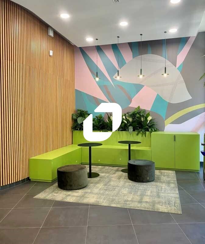 Office in Rueil-Malmaison to rent Lobby- Image 1 of 19