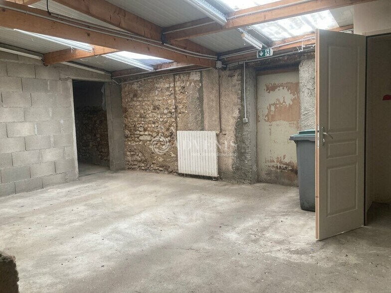 Industrial in Vendôme to rent - Interior Photo - Image 3 of 5