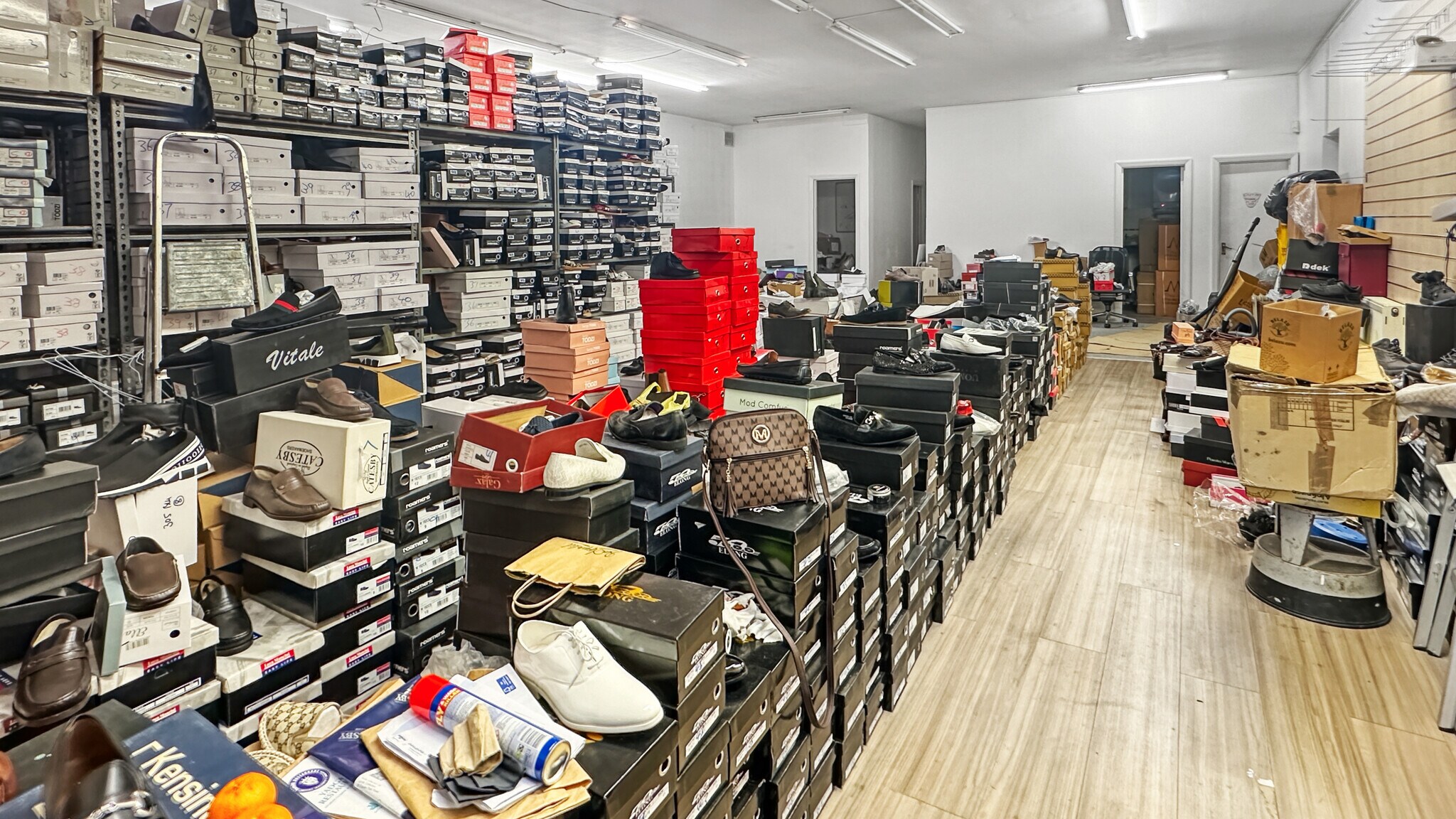 20 Craven Park Rd, London to rent Interior Photo- Image 1 of 11