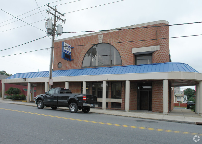 2526 Broadway, Schenectady, NY for sale - Primary Photo - Image 1 of 1