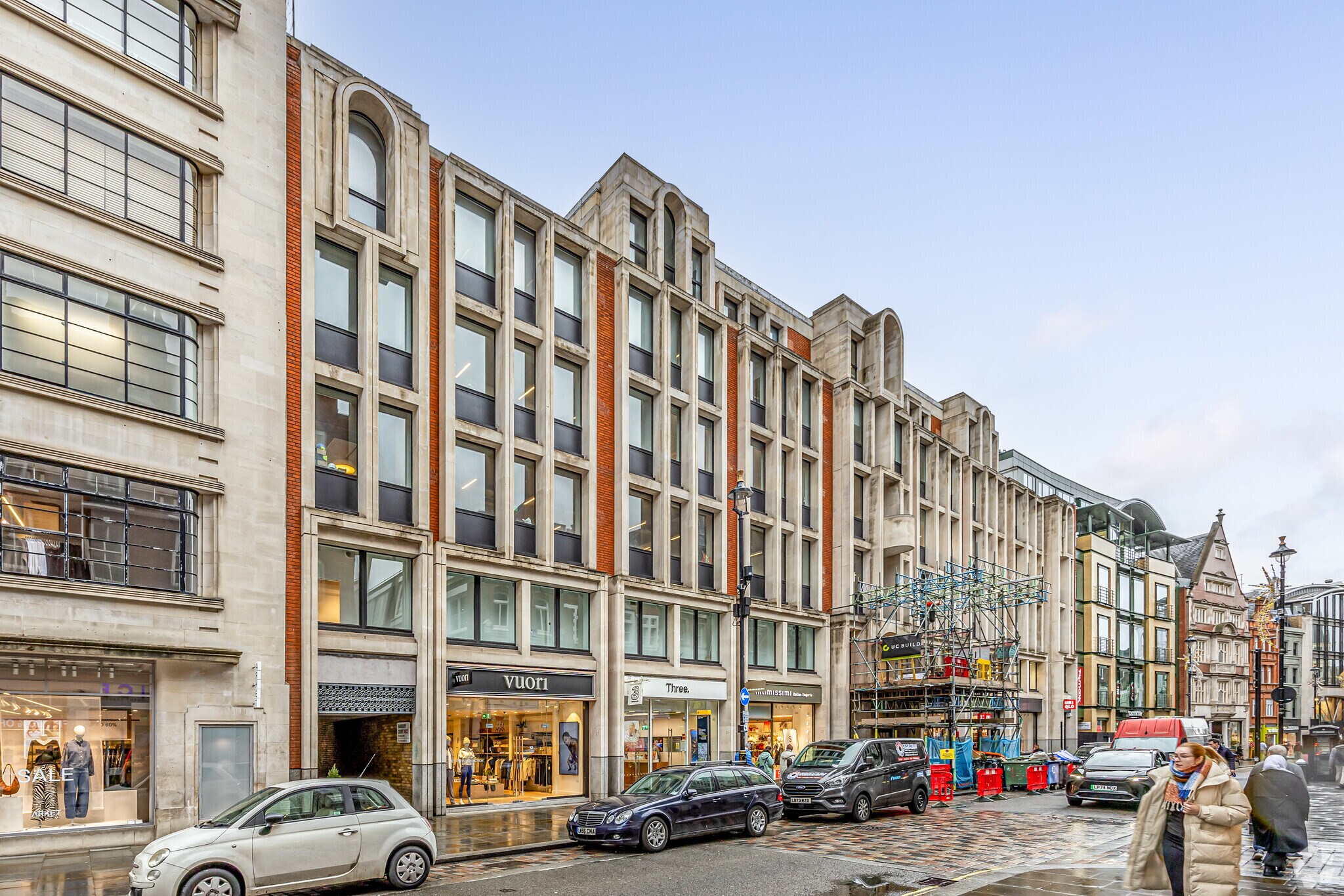 19-25 Long Acre, London for sale Primary Photo- Image 1 of 1