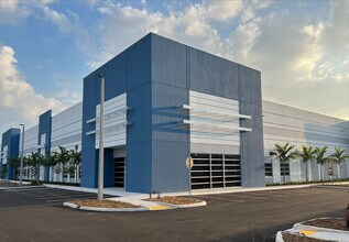 Silver Beach Rd, West Palm Beach, FL for rent Building Photo- Image 1 of 6