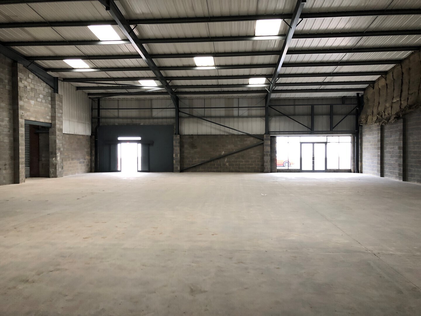 Lower Boxley Rd, Maidstone to rent Building Photo- Image 1 of 14