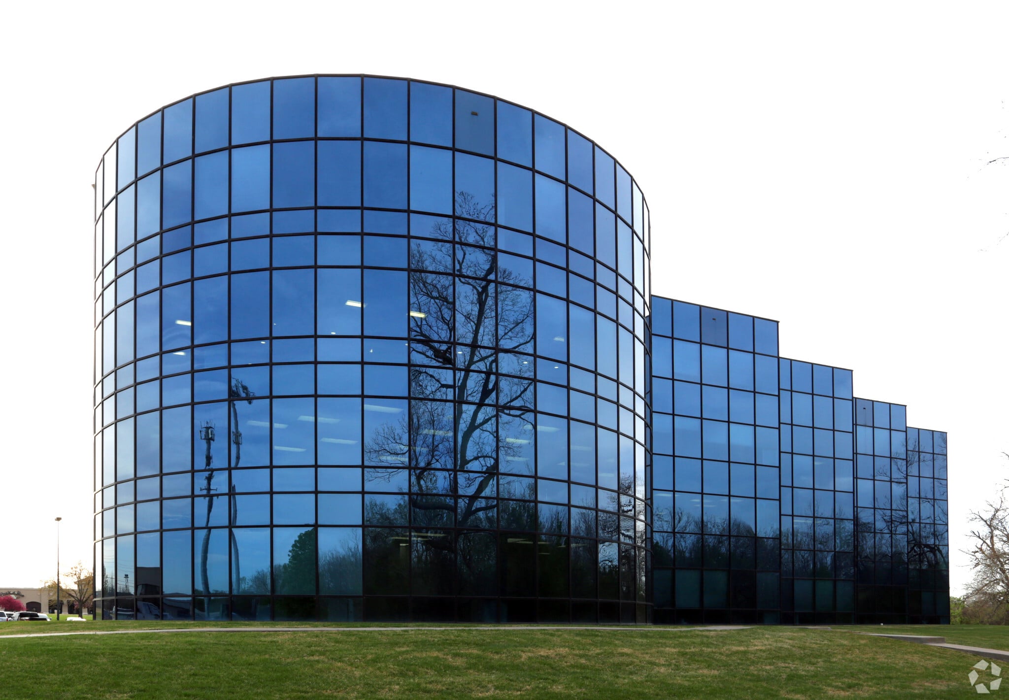 8282 S Memorial Dr, Tulsa, OK to rent Building Photo- Image 1 of 8