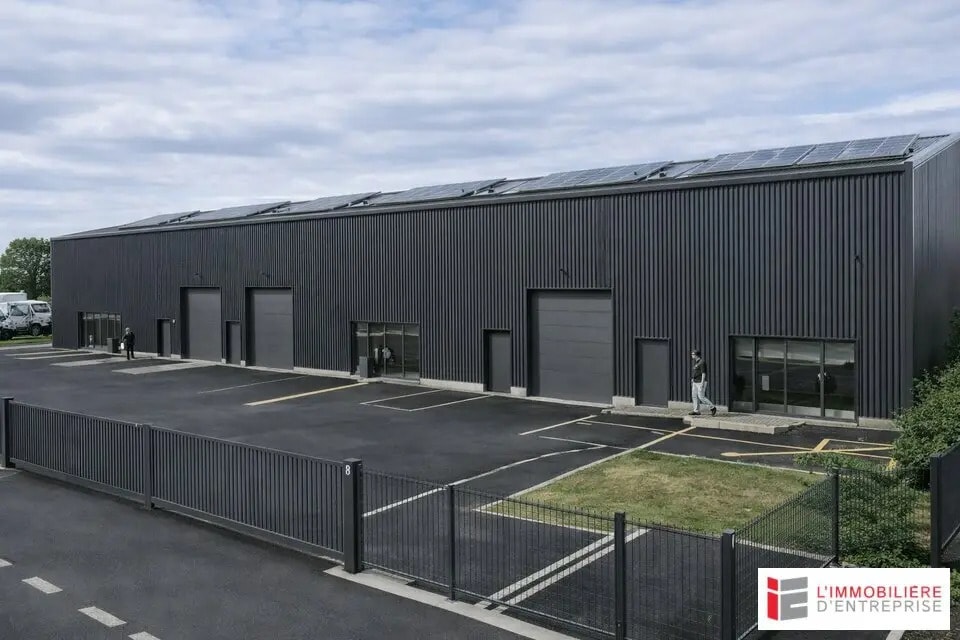 Vente Local d'activités 990 m² - Photo 1