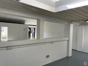 8 Brownfields Ct, Welwyn Garden City to rent Interior Photo- Image 2 of 5