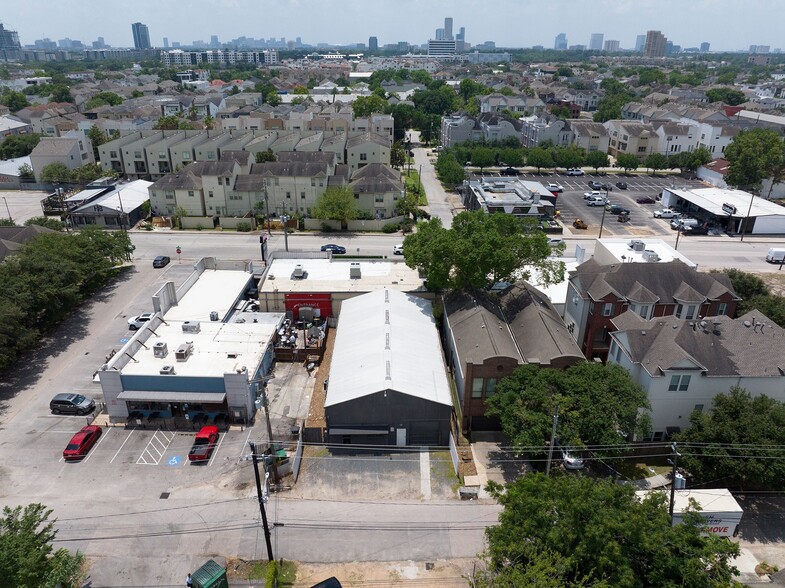 5221 Center St, Houston, TX for rent - Aerial - Image 2 of 8