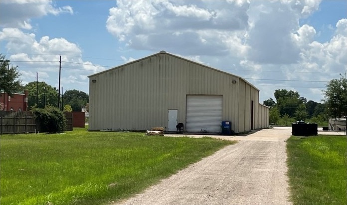 1004 Spring Cypress Rd, Spring, TX for sale - Building Photo - Image 3 of 23