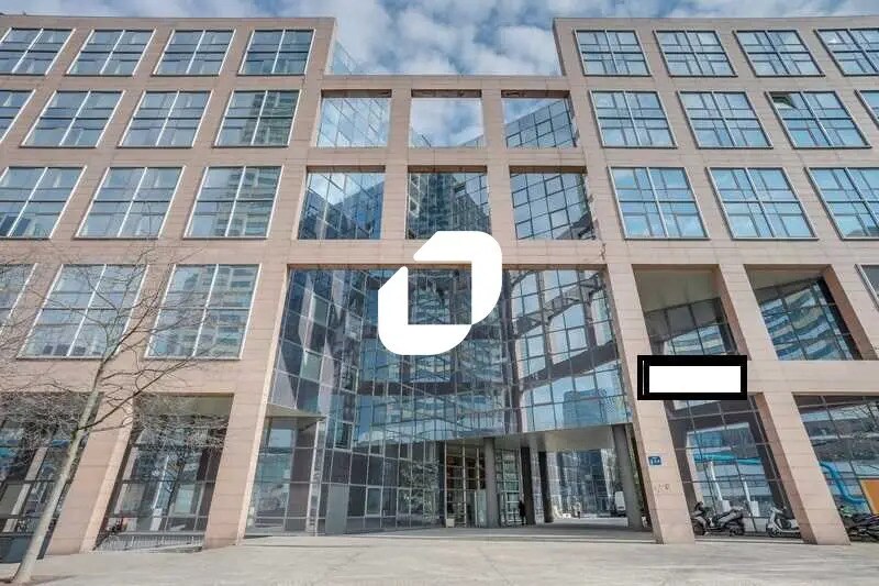 Office in Courbevoie to rent Building Photo- Image 1 of 6