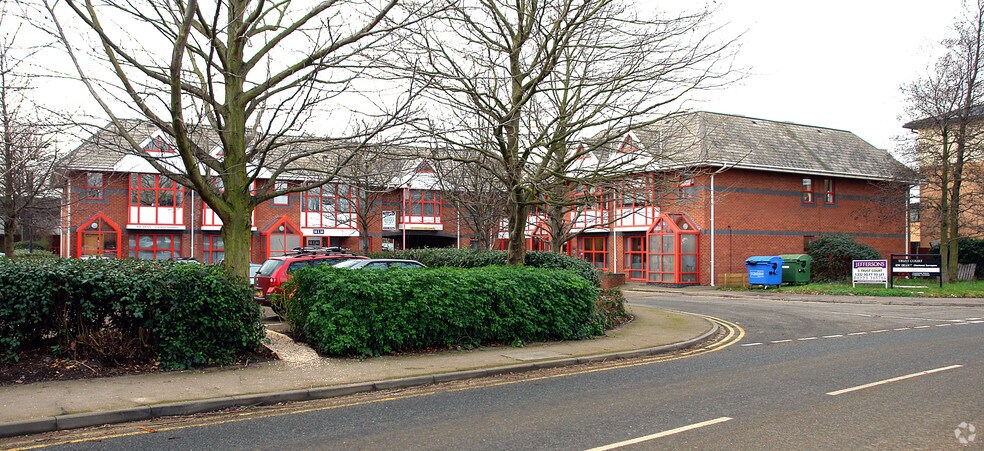 Trust Ct, Histon to rent - Building Photo - Image 2 of 13