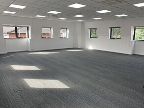 2-4 Albert St, Maidenhead to rent Interior Photo- Image 2 of 3