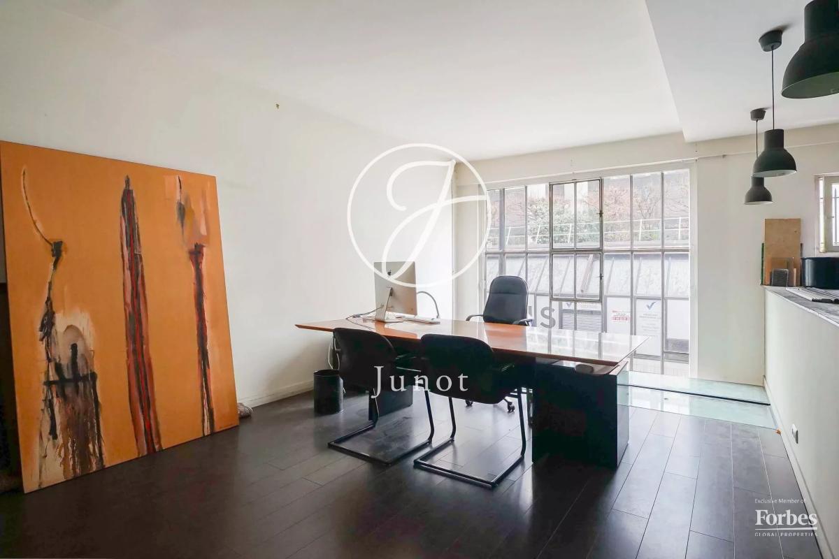 Office in Paris for sale Interior Photo- Image 1 of 15