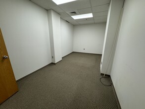 27 Siemon Company Dr, Watertown, CT for rent Interior Photo- Image 1 of 1