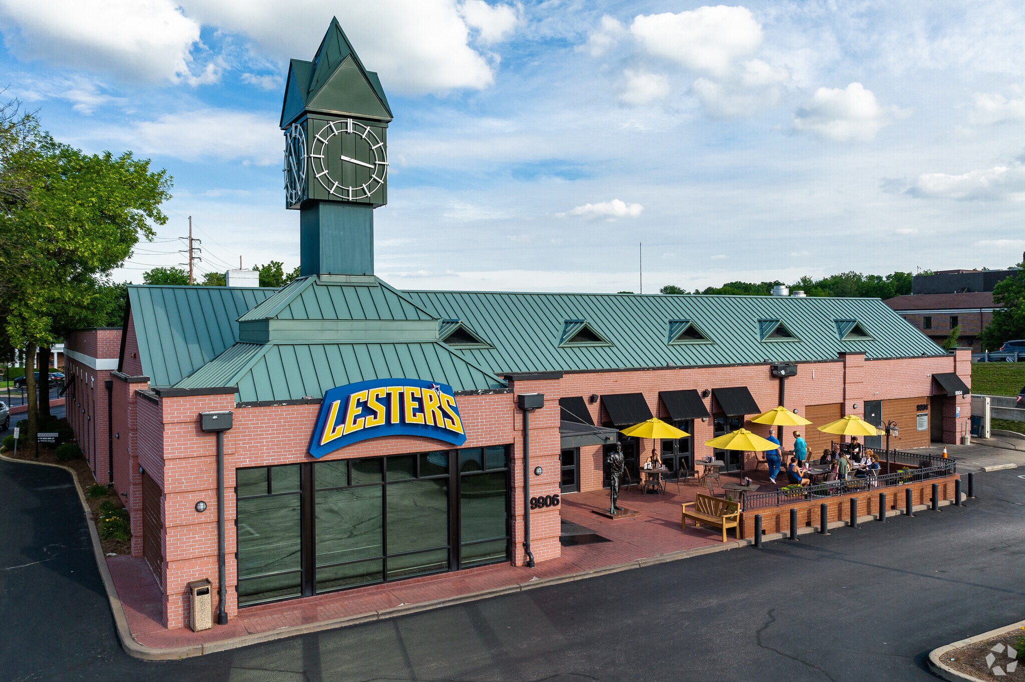 9902-9918 Clayton Rd, Saint Louis, MO to rent Building Photo- Image 1 of 6