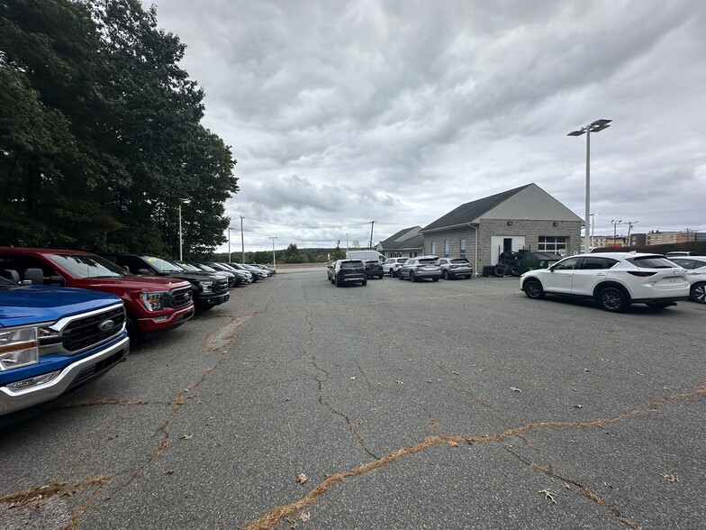 575 Providence Hwy, Walpole, MA for rent - Building Photo - Image 2 of 18