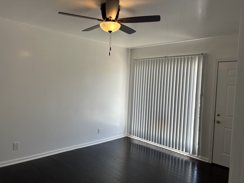 3937 Long Beach Blvd, Long Beach, CA for rent - Building Photo - Image 3 of 10