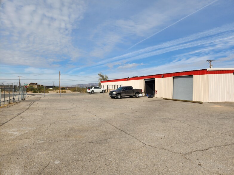 1100 Kastrin St, El Paso, TX for rent - Building Photo - Image 2 of 15