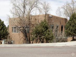 1640 Old Pecos Trl, Santa Fe, NM for sale Primary Photo- Image 1 of 1