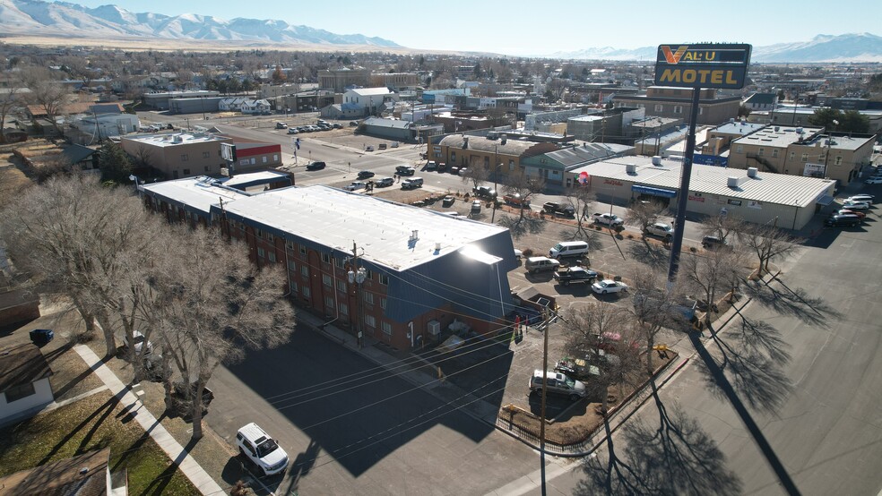 125 E Winnemucca Blvd, Winnemucca, NV for sale - Building Photo - Image 3 of 16