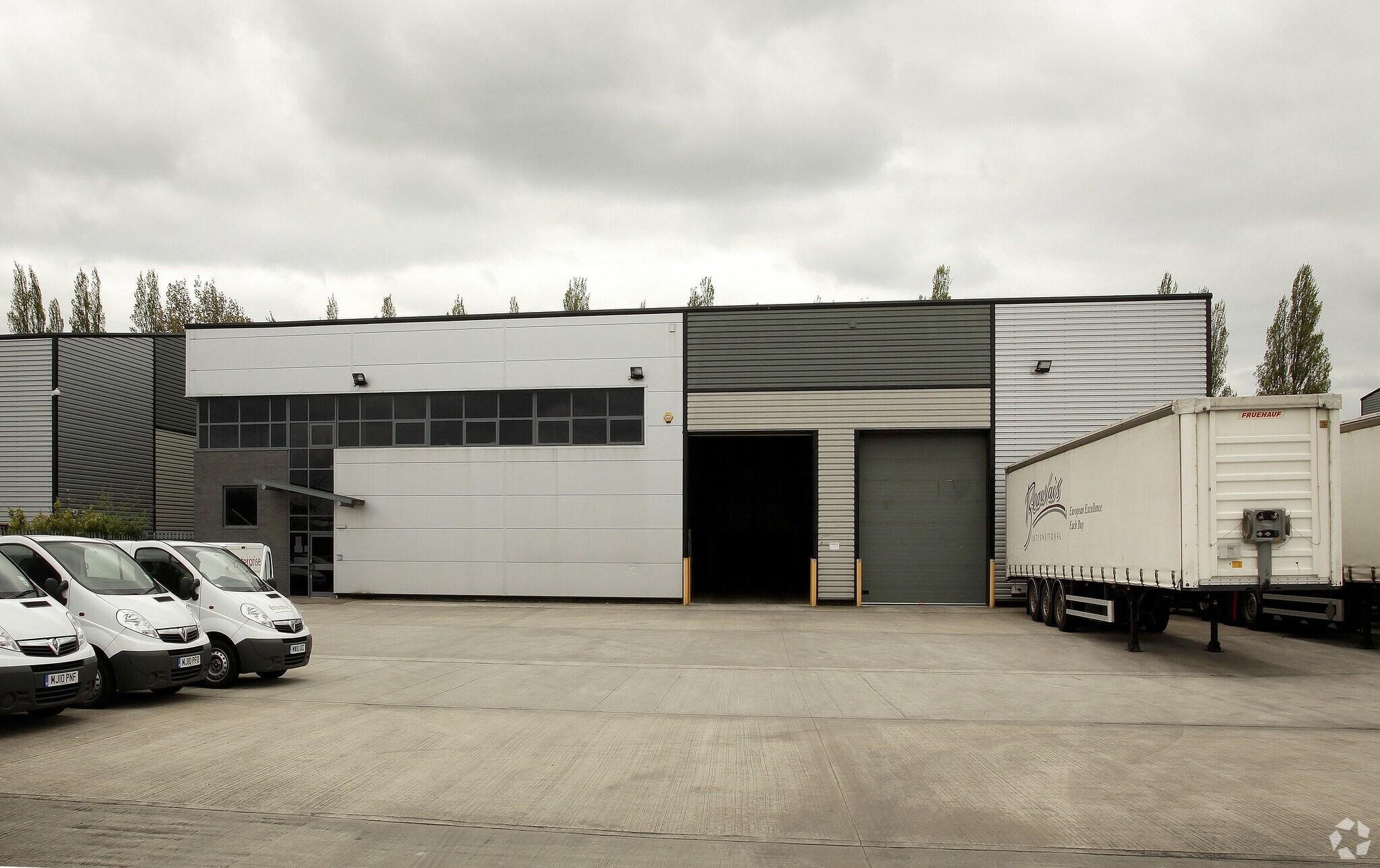 Wheel Forge Way, Manchester for sale Primary Photo- Image 1 of 1