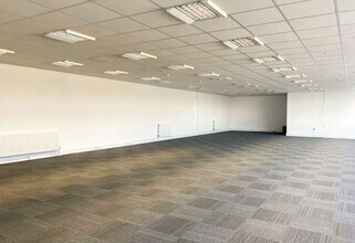 Headway Rd, Wolverhampton to rent Interior Photo- Image 2 of 2