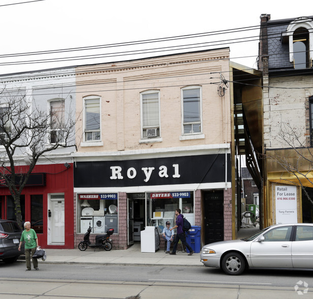 1072 Queen St W, Toronto, ON for sale - Primary Photo - Image 1 of 1