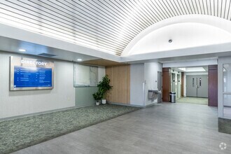 2400 Trawood Dr, El Paso, TX for rent Lobby- Image 2 of 27