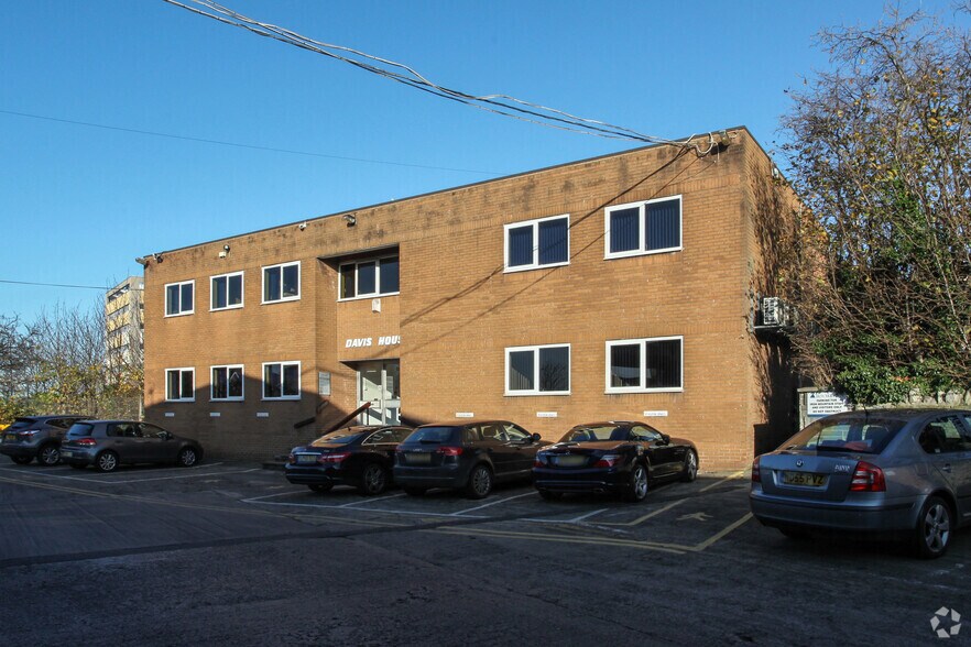 Lodge Causeway, Bristol BS16 3JB UK