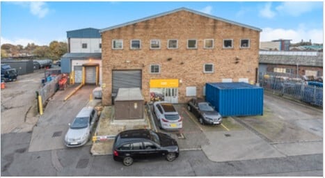 32-34 Fourth Way, Wembley for sale - Building Photo - Image 1 of 1