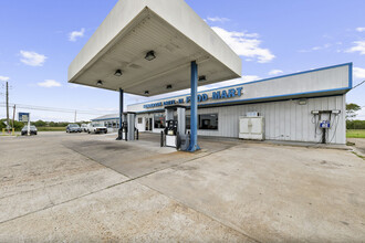 103 Henderson St, Palacios, TX for sale Building Photo- Image 1 of 32